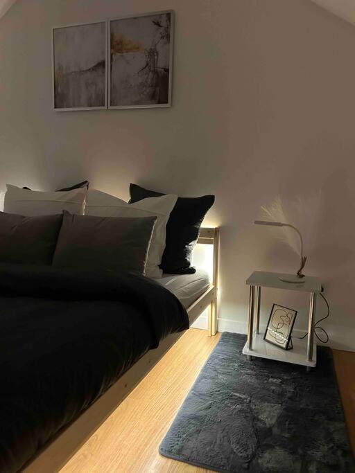 Апартаменты Duplex Minimaliste - 30 Min De Paris Сент-Уан-л'Омон Экстерьер фото